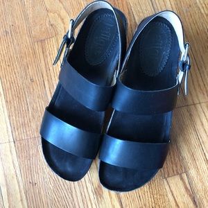 Latigo ‘Larry’ Sandal